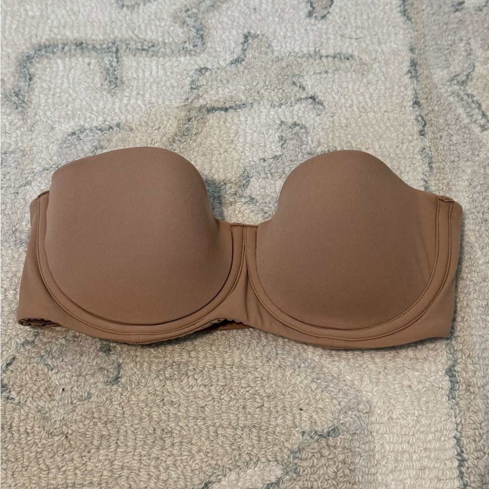 SKIMS strapless bra